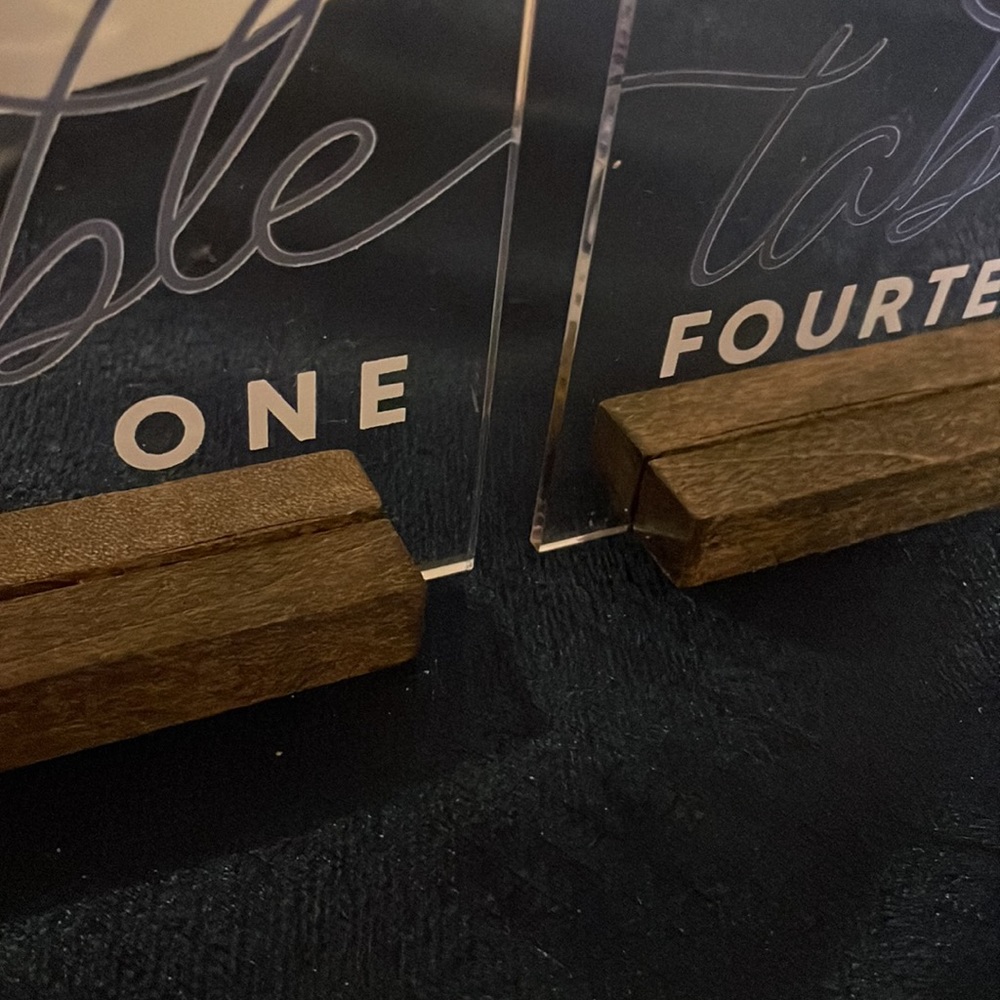 14 Acrylic Table Signs - Blue